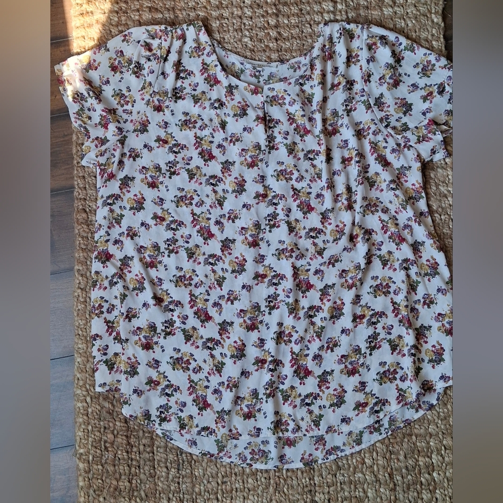 Daniel rainn floral blouse 3XL glam casual polyester vacation